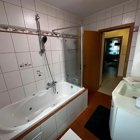 Giulia - Zentral * Tuttlingen